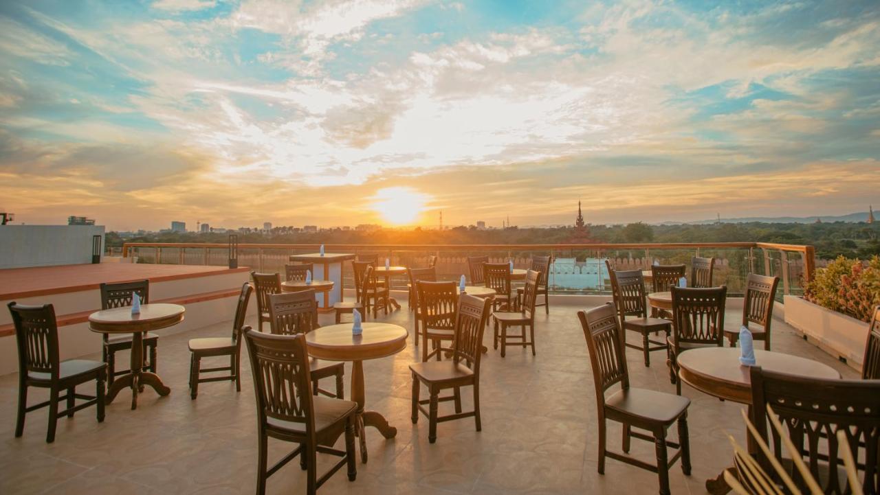 Sunset Palace View Suites Мандалей Екстериор снимка