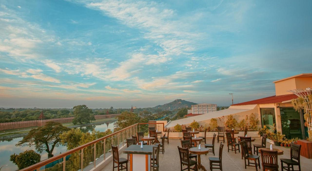 Sunset Palace View Suites Мандалей Екстериор снимка