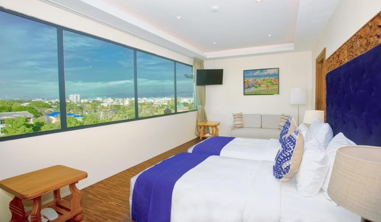 Sunset Palace View Suites Мандалей Екстериор снимка